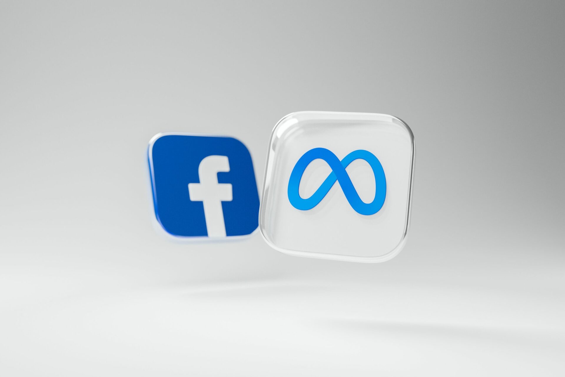 Facebook (Meta)
